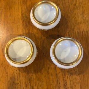 Vienna Austria open salt pinch. White porcelain with gold rim and gold feet.